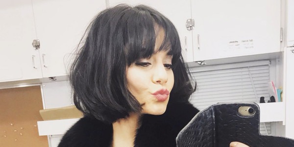 Vanessa Hudgens Shares A Holiday Hair Tutorial You Can Do At Home